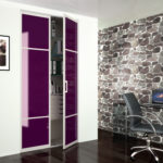 Porte placard ouvrante violette