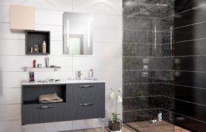 Salle de bain YOU meuble sur pied bois foncé et douche italienne